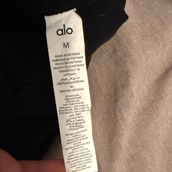 ALO Yoga Black Bike Shorts - Picture 3 of 4